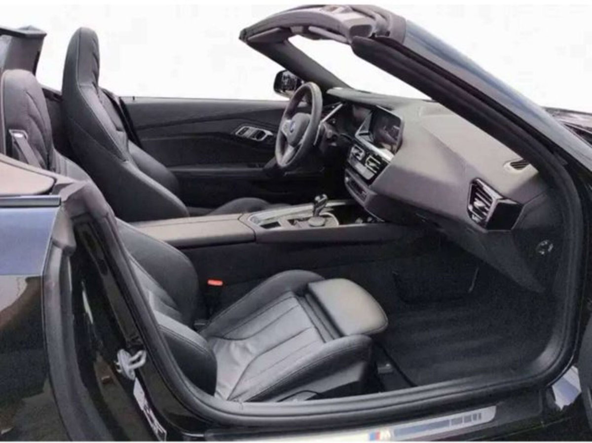 BMW Z4 Cabrio sdrive 20i Msport (9)