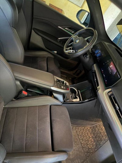 BMW X1 xDrive 23i Msport (5)