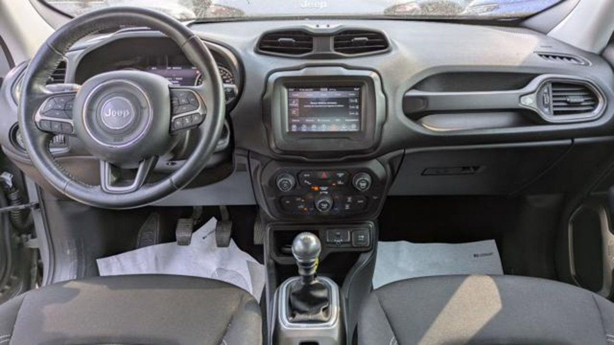 Jeep Renegade 1.6 Mjt 120 CV Longitude (6)