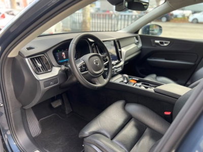 Volvo XC60 B4 automatico Plus Bright (12)