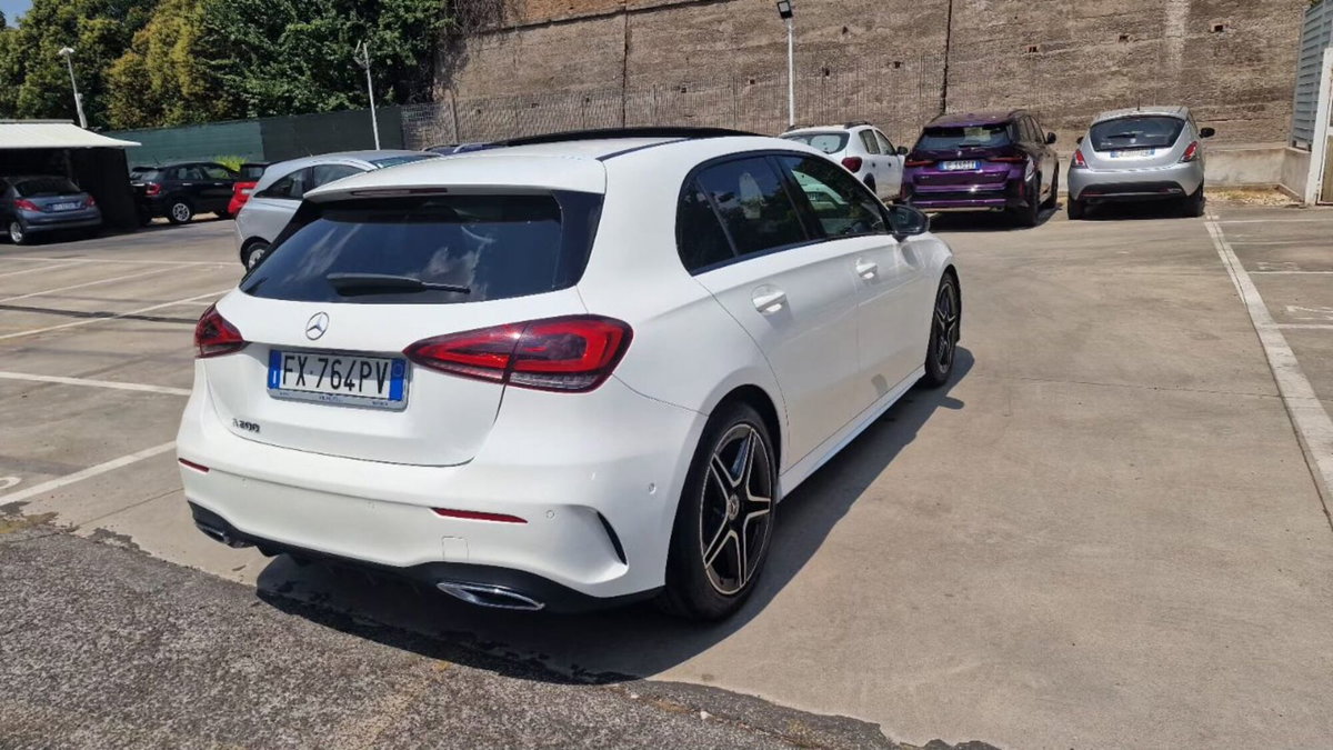 Mercedes-Benz Classe A 200 Premium (7)