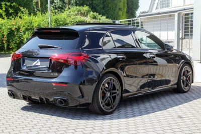Mercedes-Benz Classe A 35 AMG 4Matic (12)