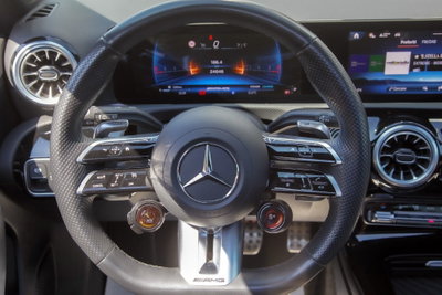 Mercedes-Benz Classe A 35 AMG 4Matic (19)