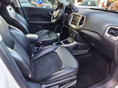 Jeep Compass 1.6 Multijet II 2WD Limited (10)