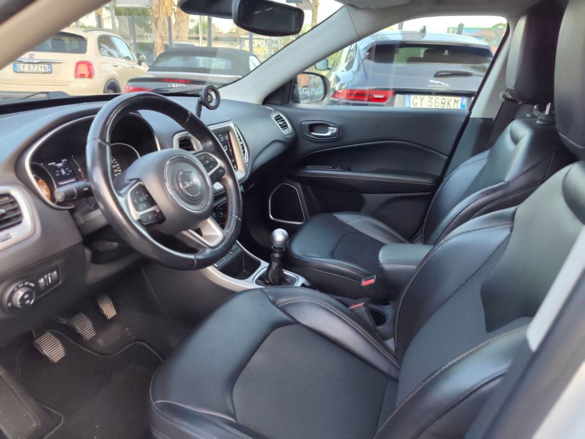Jeep Compass 1.6 Multijet II 2WD Limited (8)