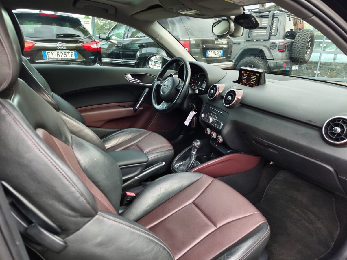 Audi A1 1.6 TDI 116 CV Design (18)