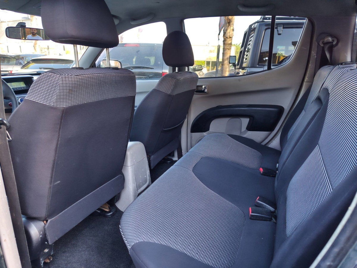 Mitsubishi L200 2.5 DI-D Double Cab Intense (9)