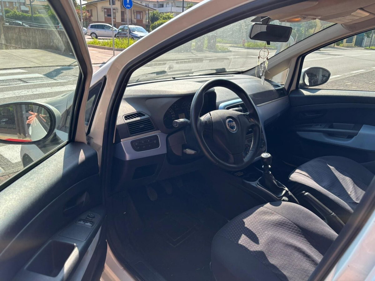 Fiat Grande Punto 1.2 5 porte (7)