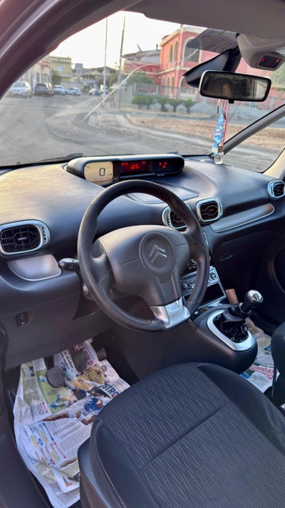 Citroen C3 Picasso 1.6 HDi 90 airdream Ideal (8)
