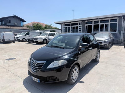 Lancia Ypsilon 1.2 69 CV 5 porte GPL Ecochic Gold (3)