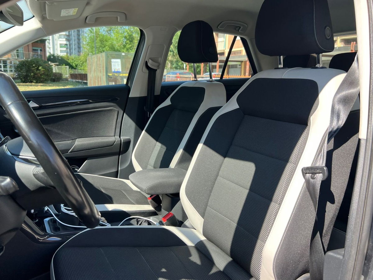 Volkswagen T-Roc 1.6 TDI SCR Advanced BlueMotion Technology (12)