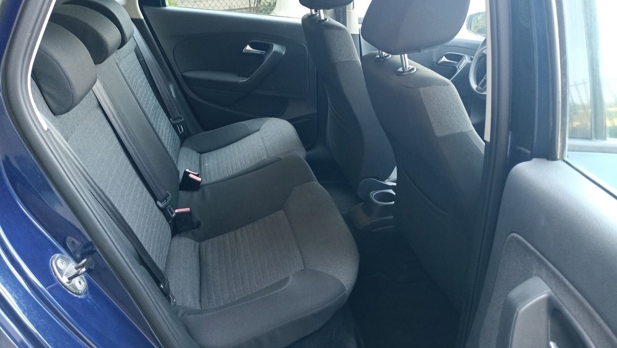 Volkswagen Polo 1.6 TDI 90CV DPF 5 porte Comfortline (16)