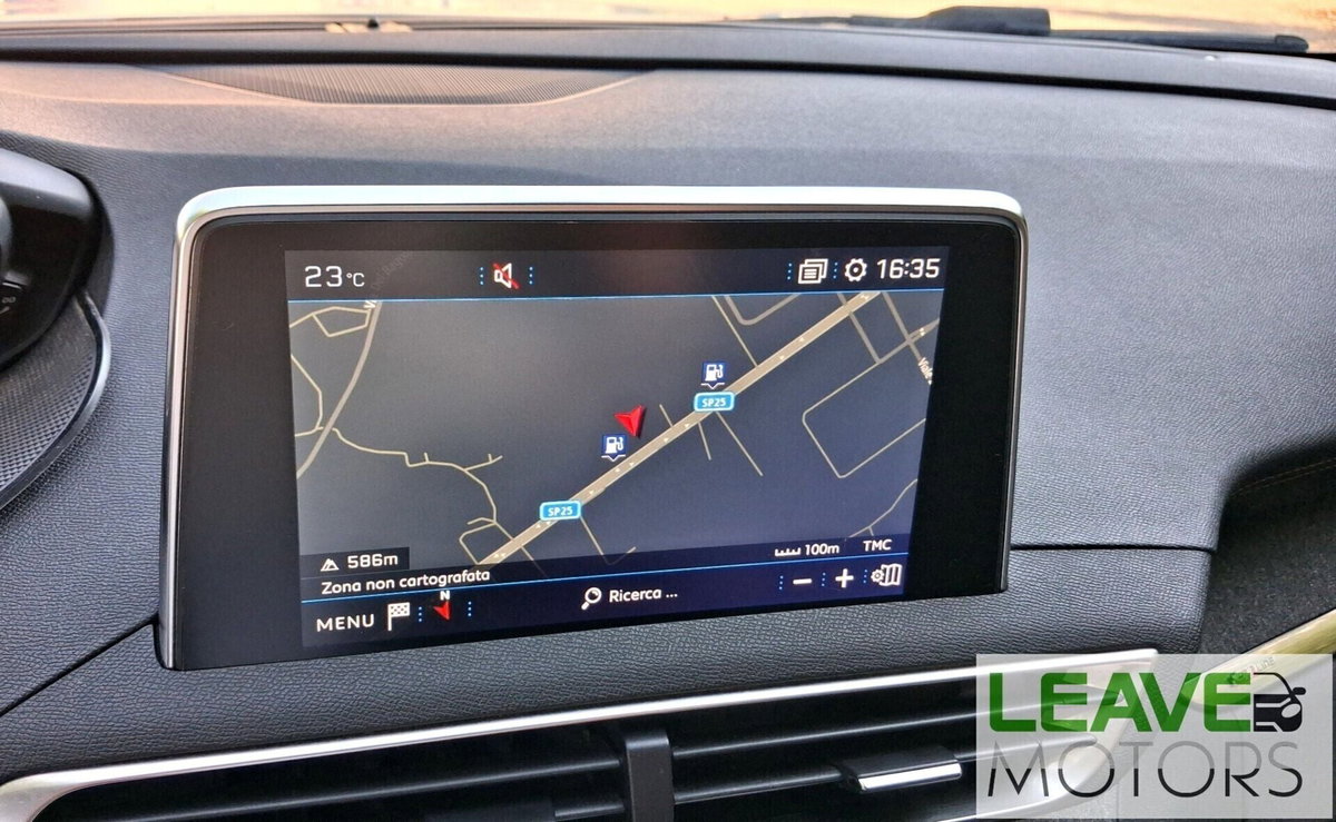Peugeot 5008 BlueHDi 130 S&S EAT8 GT Line (14)