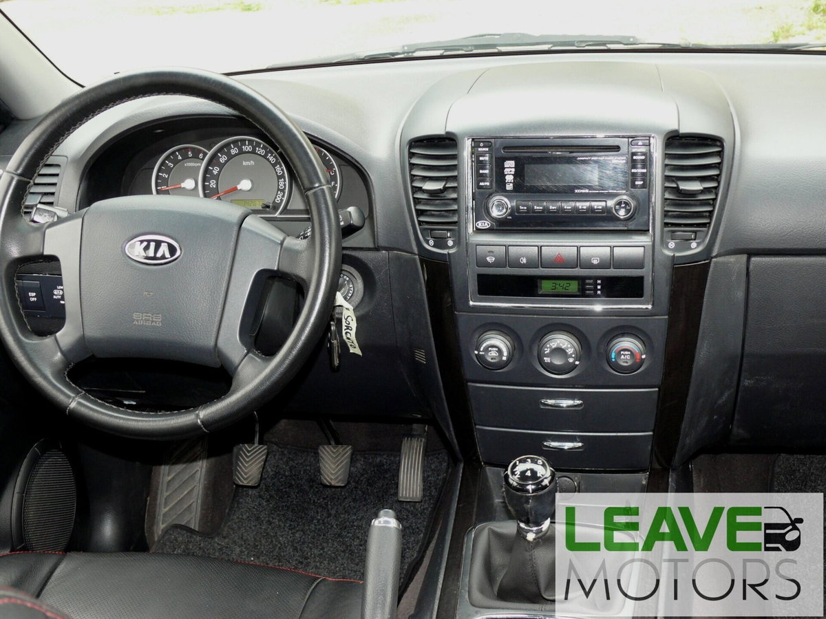 Kia Sorento 2.5 16V CRDI VGT 4WD Active (11)