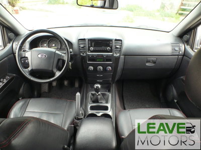 Kia Sorento 2.5 16V CRDI VGT 4WD Active (12)