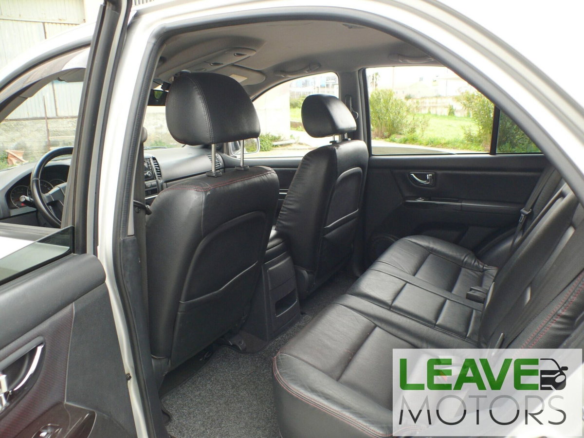 Kia Sorento 2.5 16V CRDI VGT 4WD Active (14)