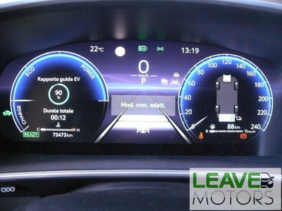 Toyota Corolla Cross Hybrid 2.0 Hybrid 197 CV E-CVT Lounge Light (9)
