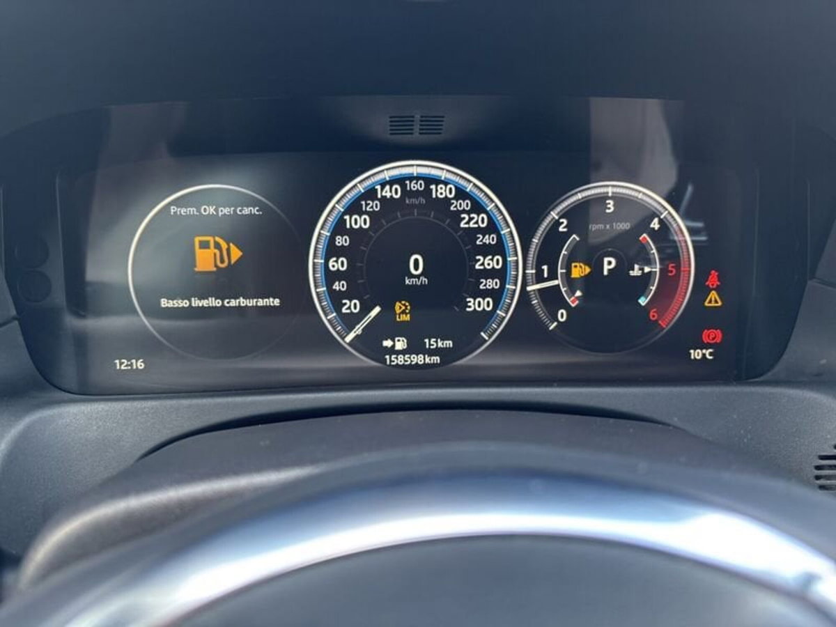 Jaguar XF Sportbrake 2.0 D 240 CV AWD aut. Prestige (14)