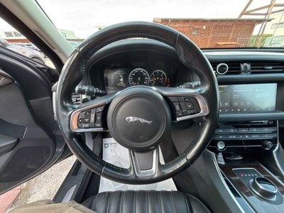 Jaguar XF Sportbrake 2.0 D 240 CV AWD aut. Prestige (17)