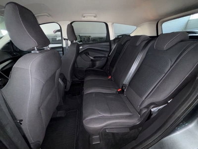 Ford Kuga 1.5 TDCI 120 CV S&S 2WD Business (12)