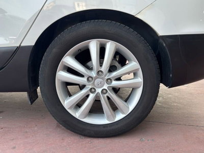 Hyundai ix35 1.7 CRDi 2WD Classic (10)