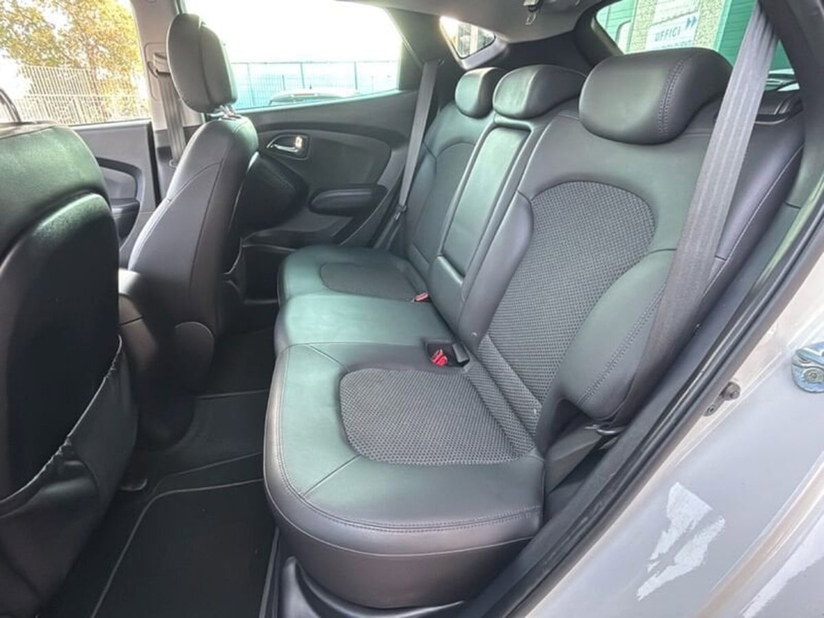 Hyundai ix35 1.7 CRDi 2WD Classic (12)