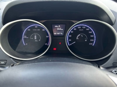 Hyundai ix35 1.7 CRDi 2WD Classic (14)