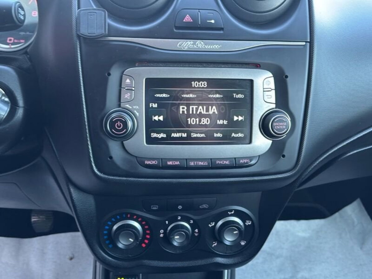 Alfa Romeo MiTo 1.4 T 120 CV GPL Super (16)