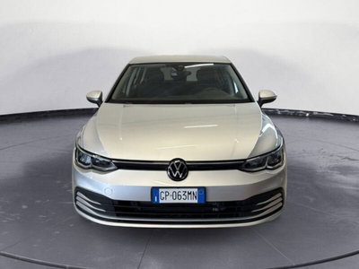 Volkswagen Golf 1.5 eTSI 130 CV EVO ACT DSG Life (2)