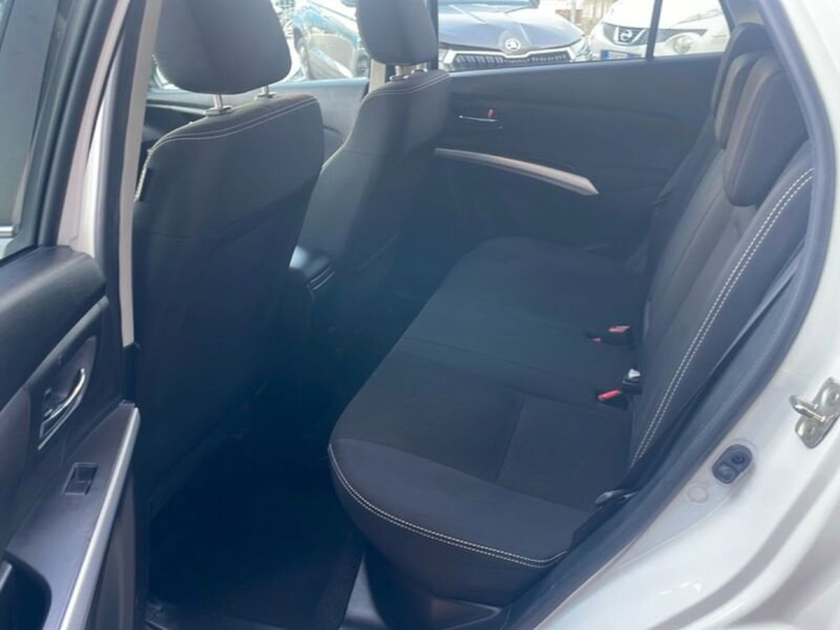 Suzuki S-Cross 1.6 DDiS 4WD All Grip Cool (12)