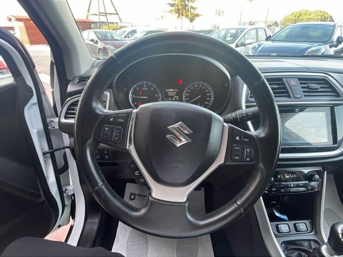 Suzuki S-Cross 1.6 DDiS 4WD All Grip Cool (17)