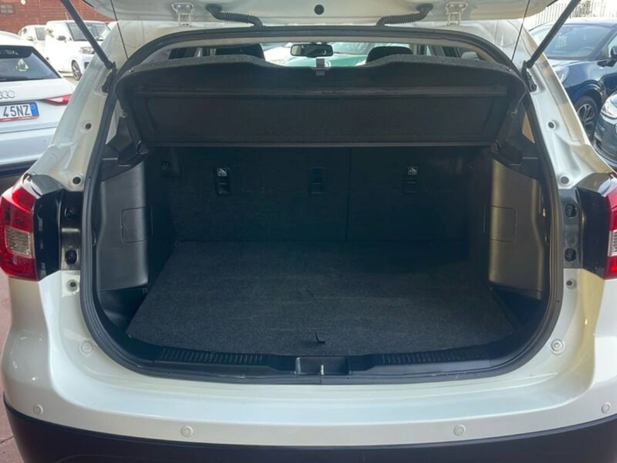 Suzuki S-Cross 1.6 DDiS 4WD All Grip Cool (9)