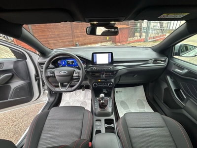 Ford Focus 1.0 EcoBoost Hybrid 155 CV 5p. ST-Line X (13)