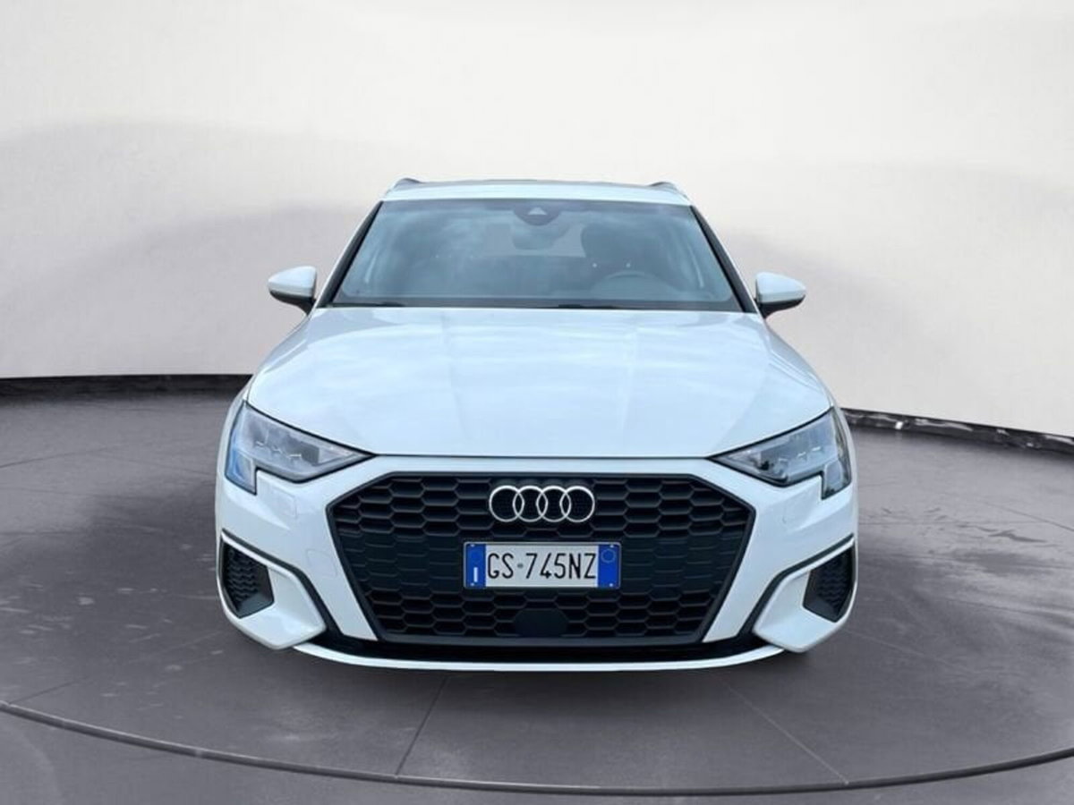 Audi A3 Sportback 30 TDI Business (2)