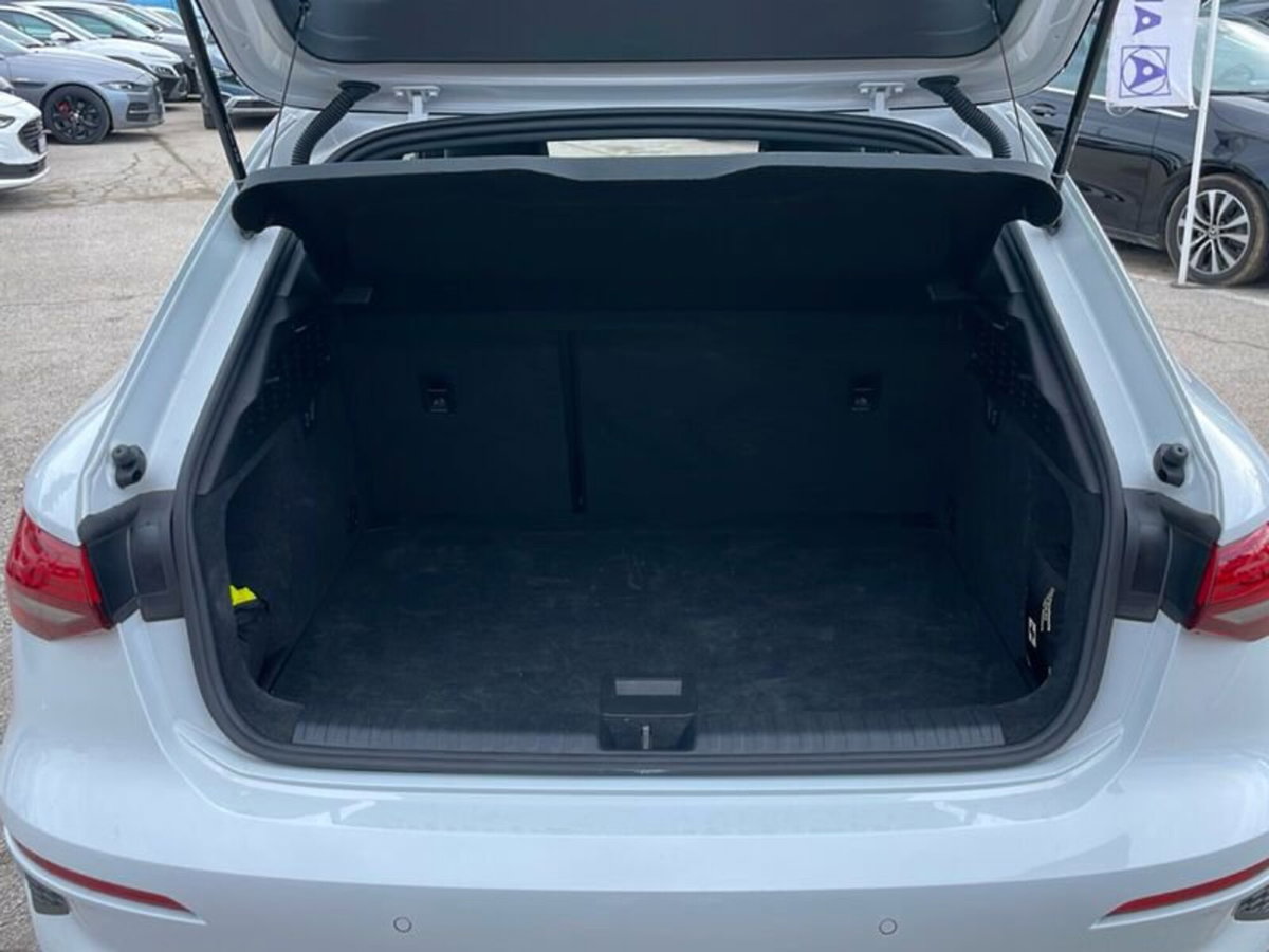Audi A3 Sportback 30 TDI Business (9)