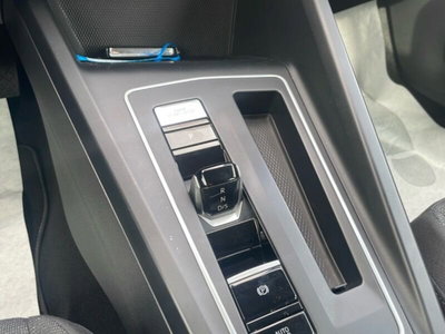 Volkswagen Golf 1.0 eTSI EVO DSG Life (15)