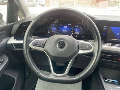 Volkswagen Golf 1.0 eTSI EVO DSG Life (17)