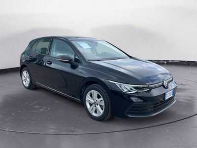 Volkswagen Golf 1.0 eTSI EVO DSG Life (3)