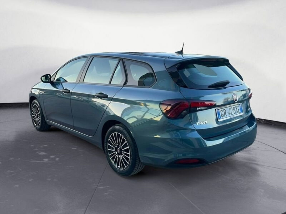 Fiat Tipo 1.5 t4 hybrid Cross 130cv dct (7)