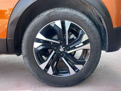 Peugeot 2008 BlueHDi 100 S&S GT Line (17)
