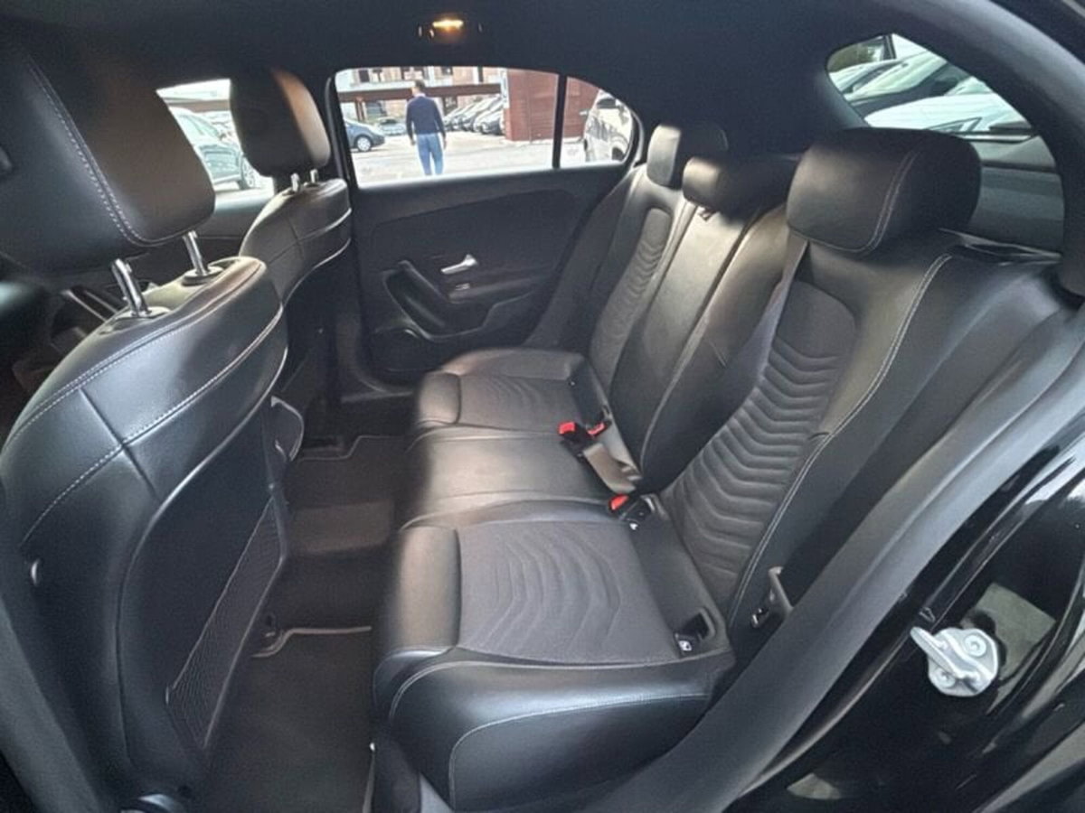 Mercedes-Benz Classe A 180 d Business Extra auto (12)