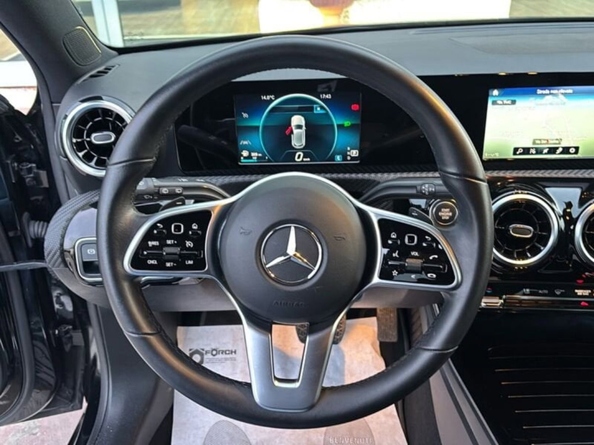 Mercedes-Benz Classe A 180 d Business Extra auto (17)