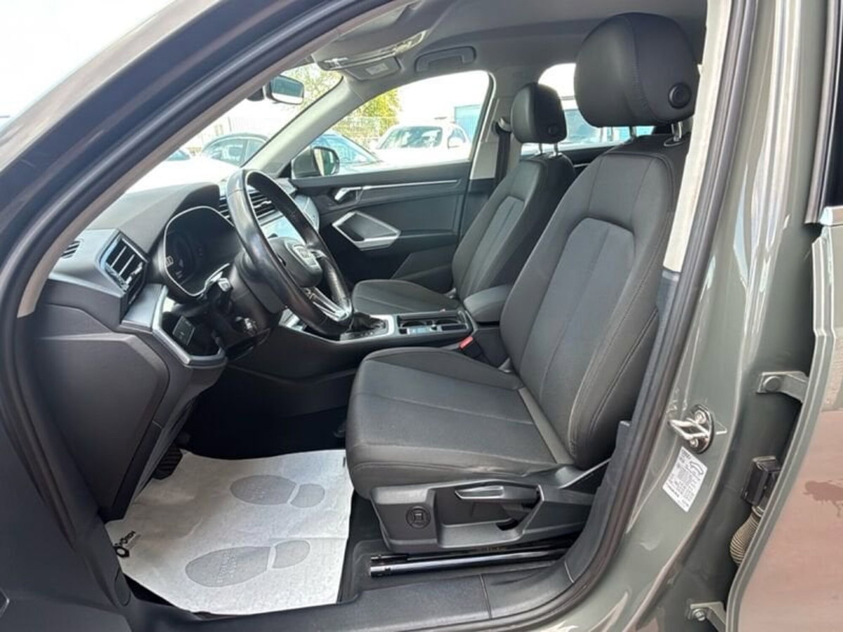 Audi Q3 Sportback 35 TDI quattro S tronic S line edition (11)