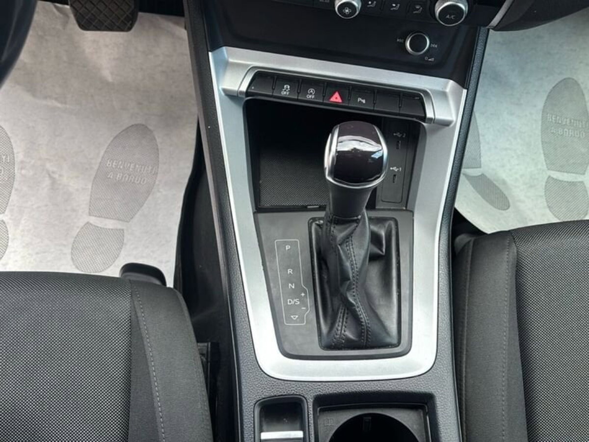 Audi Q3 Sportback 35 TDI quattro S tronic S line edition (15)