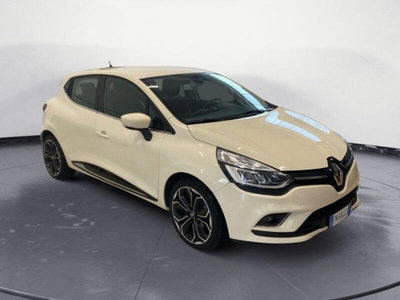 Renault Clio 1.5 dCi 90CV 5 porte Luxe (3)
