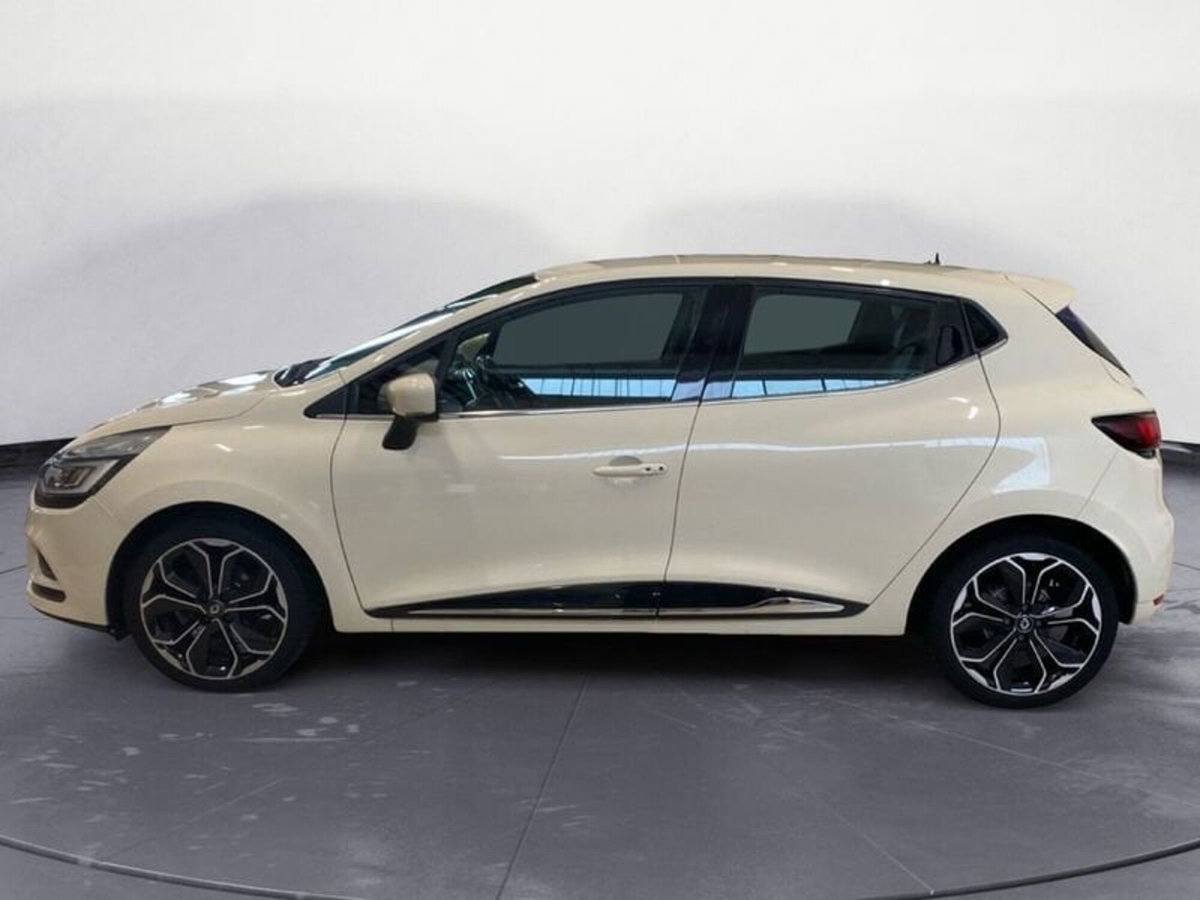 Renault Clio 1.5 dCi 90CV 5 porte Luxe (4)