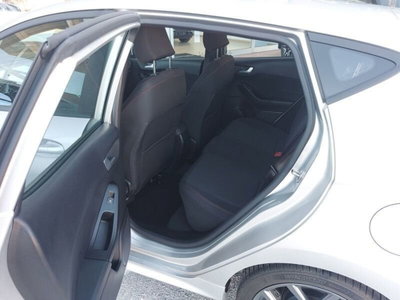 Ford Fiesta 1.0 Ecoboost Hybrid 125 CV DCT 5 porte ST-Line (17)