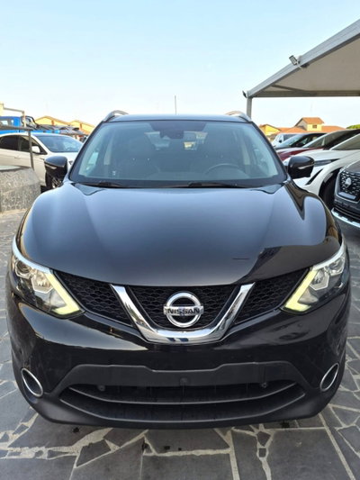 Nissan Qashqai 1.5 dCi Tekna (2)