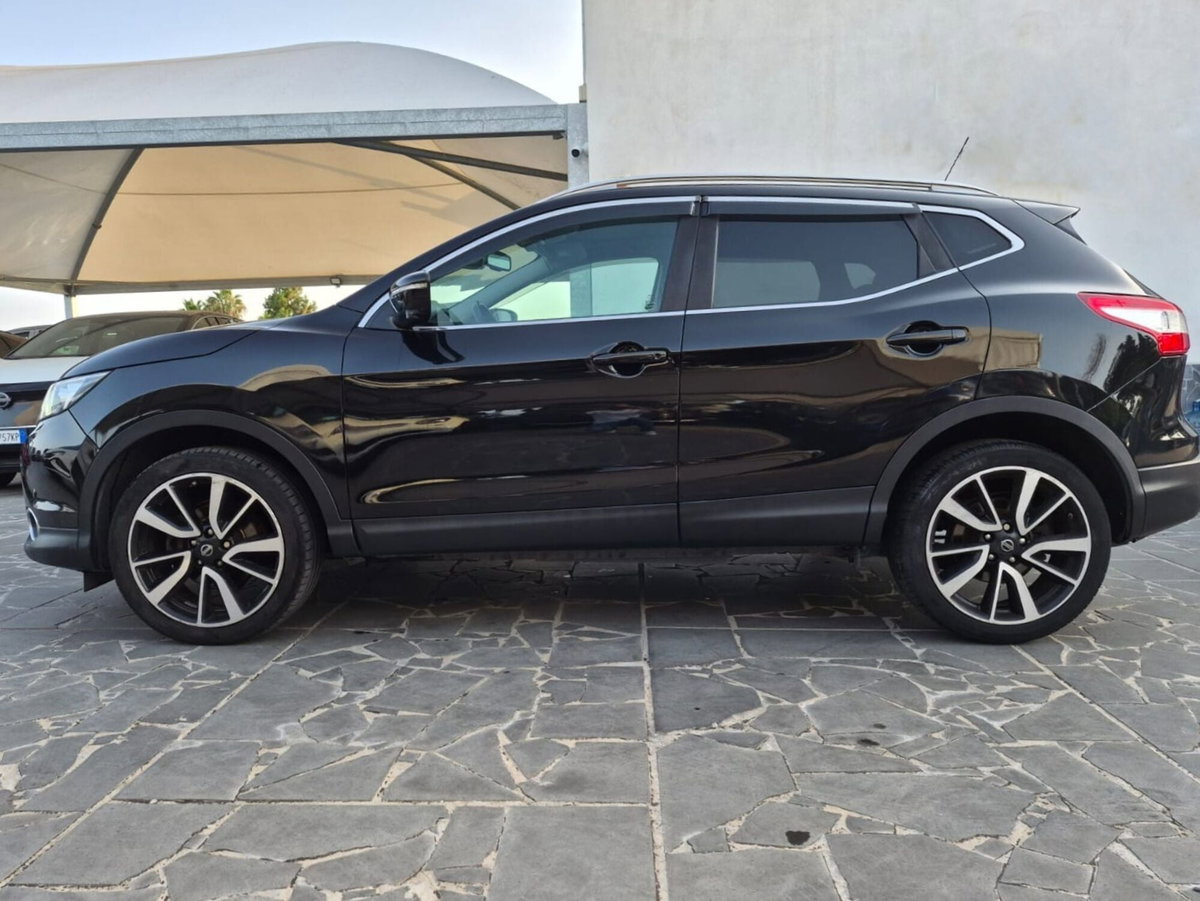 Nissan Qashqai 1.5 dCi Tekna (5)