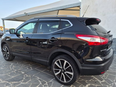 Nissan Qashqai 1.5 dCi Tekna (6)